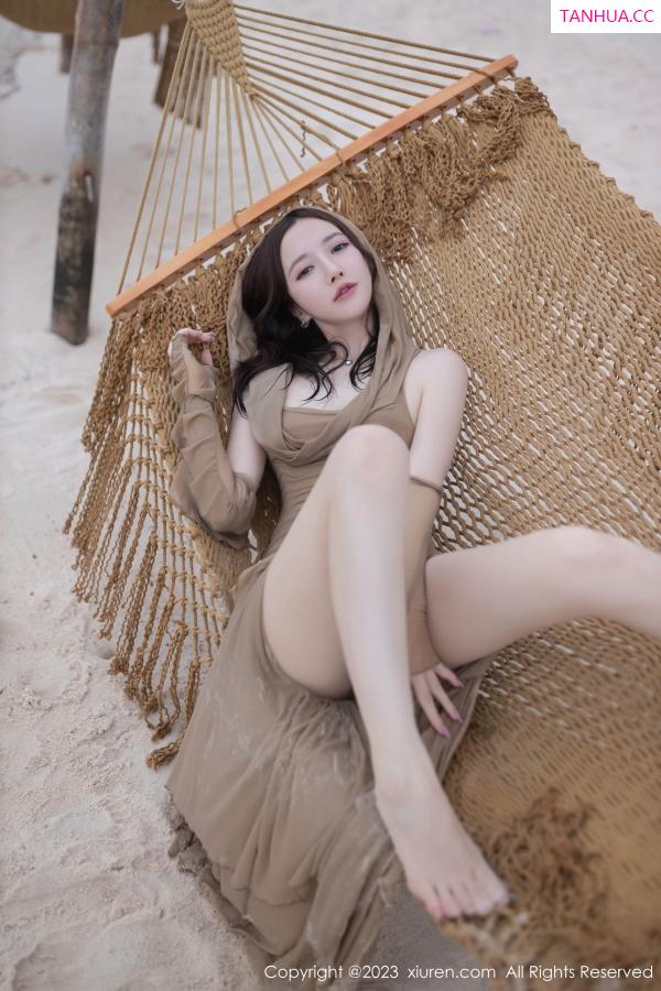 鱼子酱fish  [XiuRen]高清写真图 2023.08.25 No.7288 鱼子酱Fish 沙滩美腿第34张图片